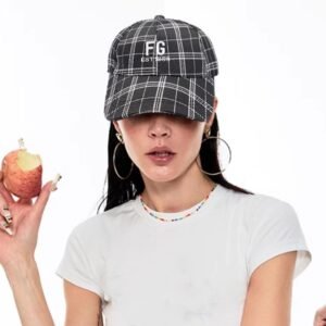 5c202aab-da55-452f-b0dd-5c72374fba2a.jpg cap